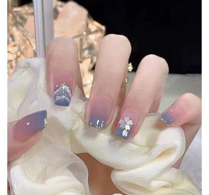 Floral Faux Nail Tips