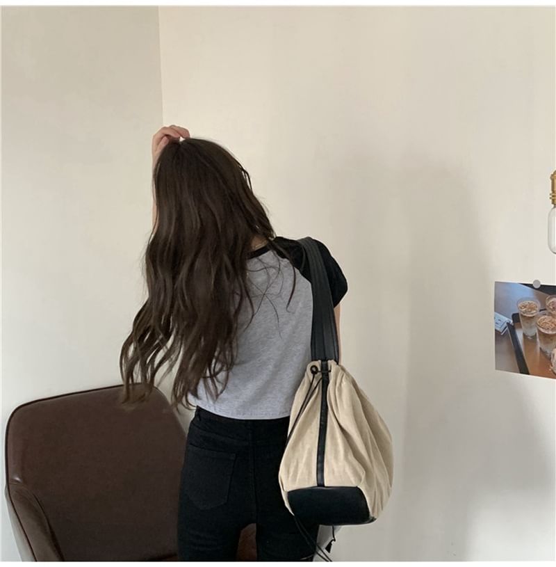 Neck Round Tee Raglan Crop Short-Sleeve