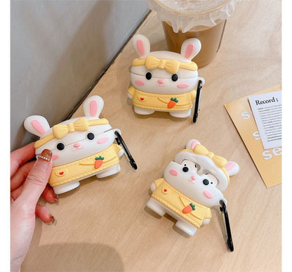 Rabbit AirPods / Pro Earphone Case Skin