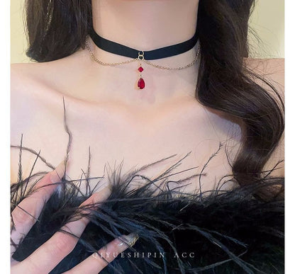 Faux Crystal Pendant Layered Velvet Choker