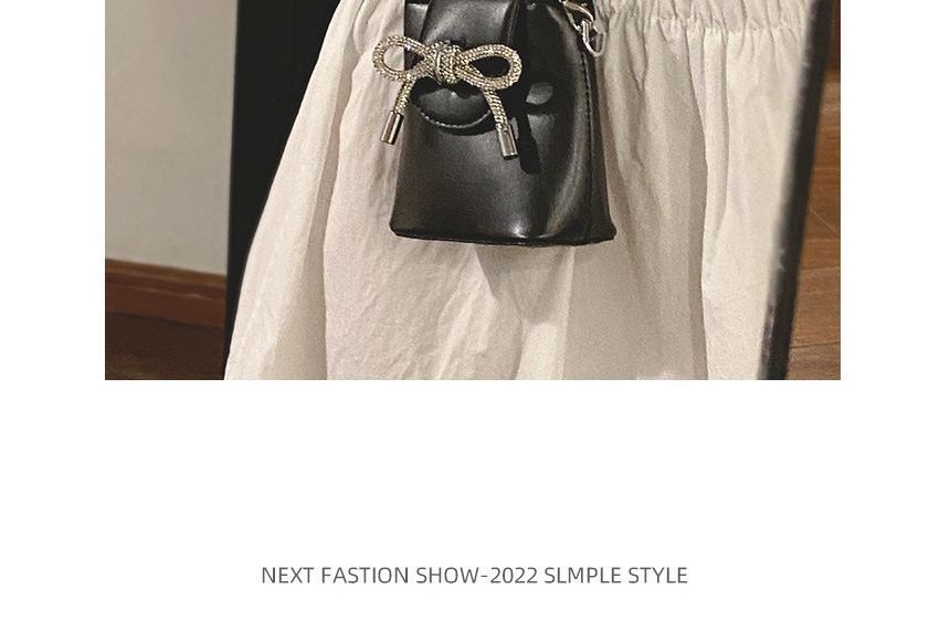 Faux Leather Plain Bow Hand  Bag