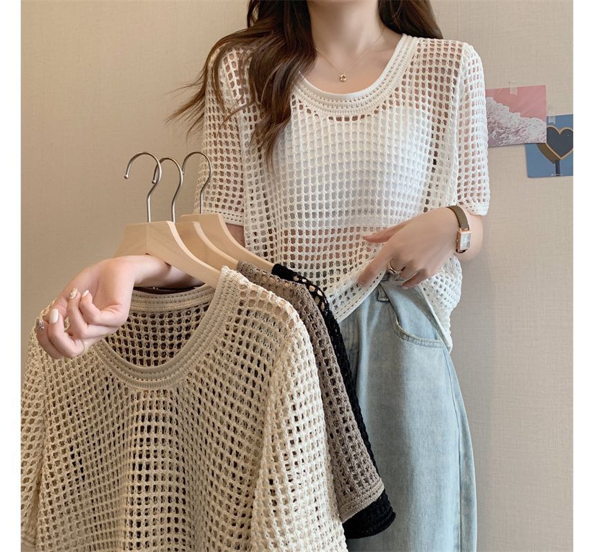 Knit Perforated Top Short-Sleeve