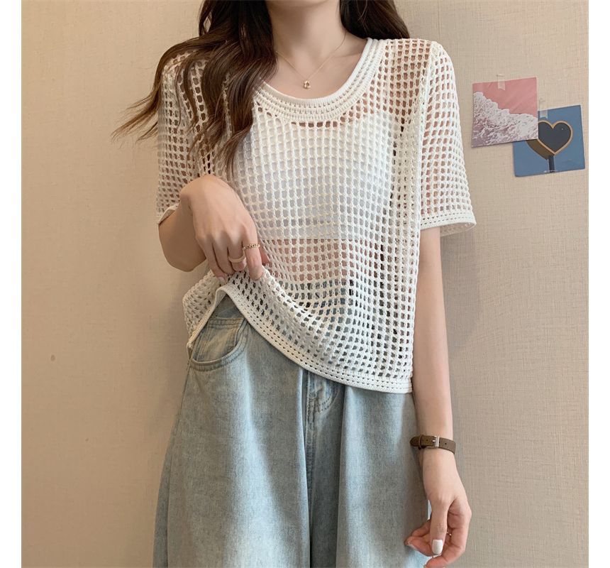 Knit Perforated Top Short-Sleeve