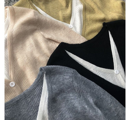 Two Button-Up Tone V-Neck Two-Piece Top Long-Sleeve Knit Mock