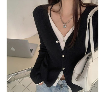 Two Button-Up Tone V-Neck Two-Piece Top Long-Sleeve Knit Mock