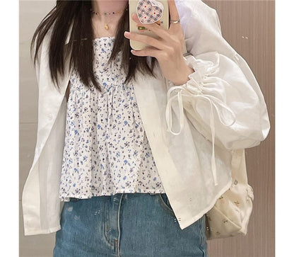 Puff-Sleeve Plain Light Jacket / Floral Flowy Camisole Top