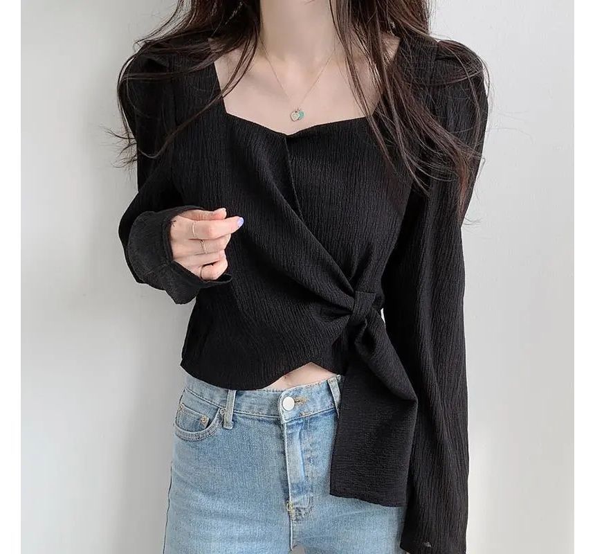 Tie-Side Sweetheart-Neckline Blouse Plain Puff-Sleeve