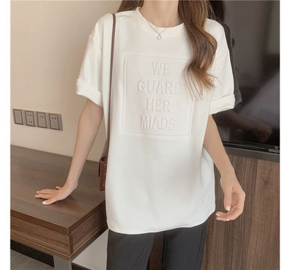 Tee Plain Lettering Oversized Embossed Elbow-Sleeve Crew Neck