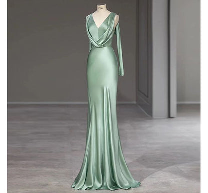 Sleeveless V-Neck Plain Sheath Evening Gown