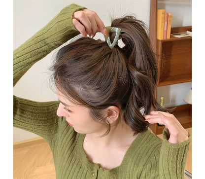 Triangle Acrylic Hair Clamp