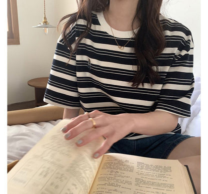 Crew Short-Sleeve Striped T-Shirt Neck