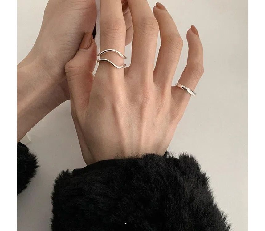 Geometric / Ring Layered Open Alloy Wavy