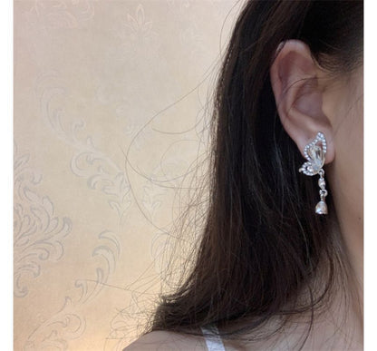 Dangle Earring Alloy Asymmetrical Butterfly