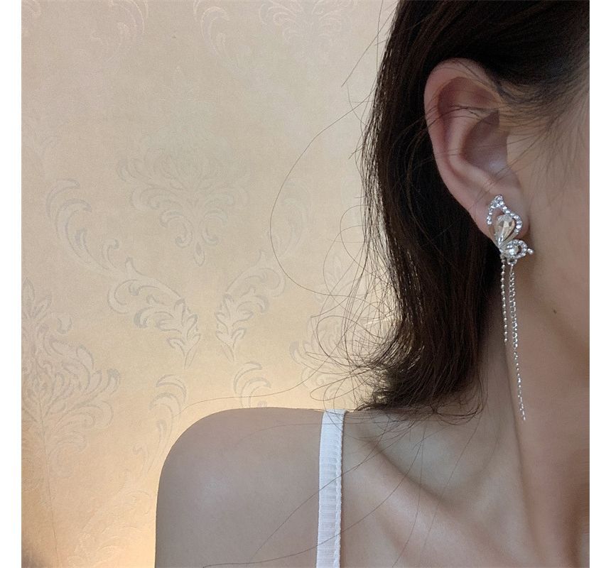 Dangle Earring Alloy Asymmetrical Butterfly