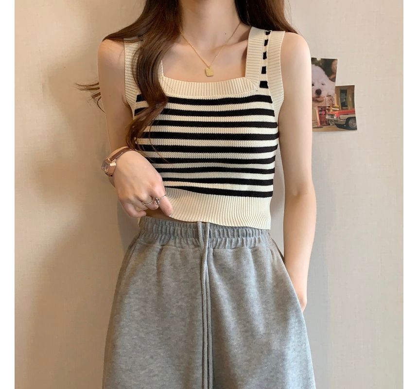 Neck Crop Tank Top Square Striped