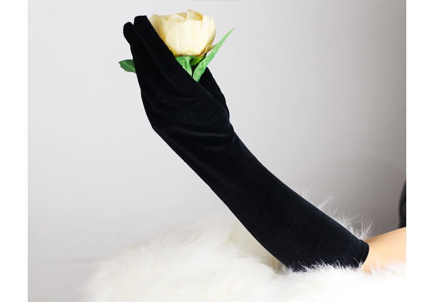 Plain Velvet Gloves