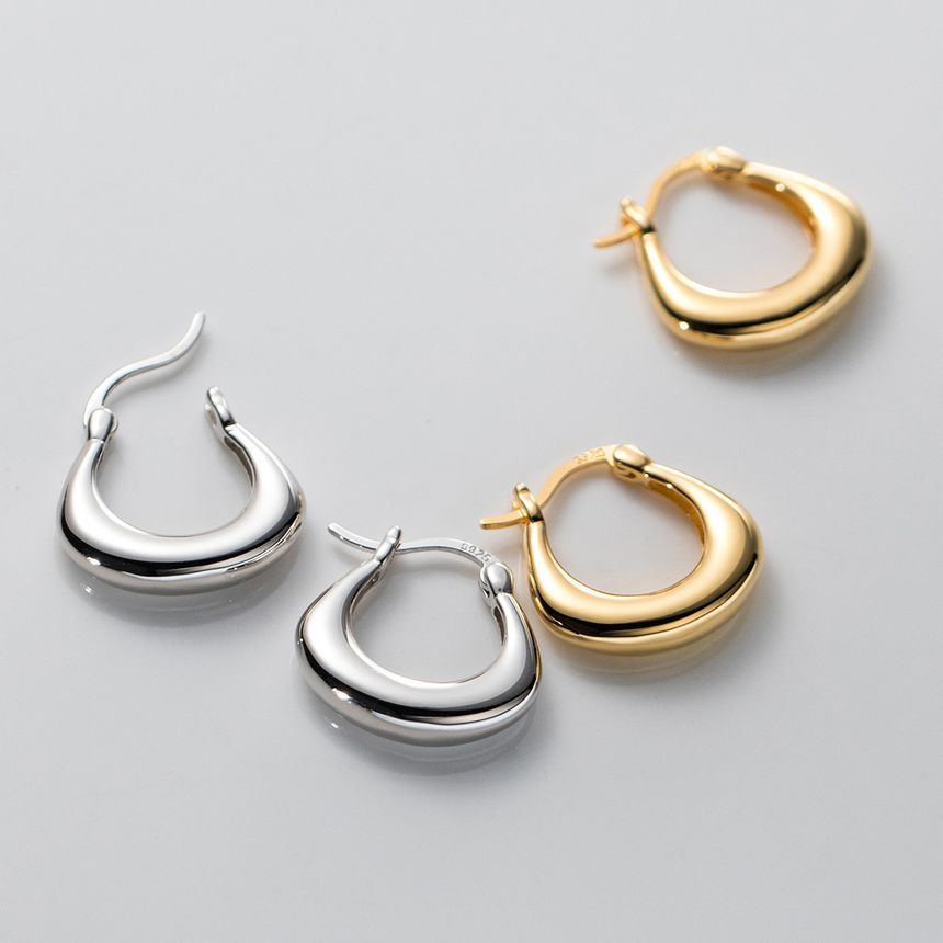 Polished U Shape Sterling Silver Earring