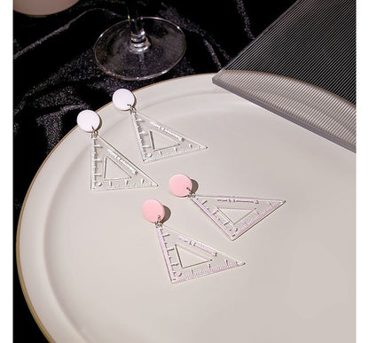 Cutout Triangle Ruler Earring