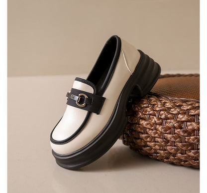 Lettering Buckled Loafers