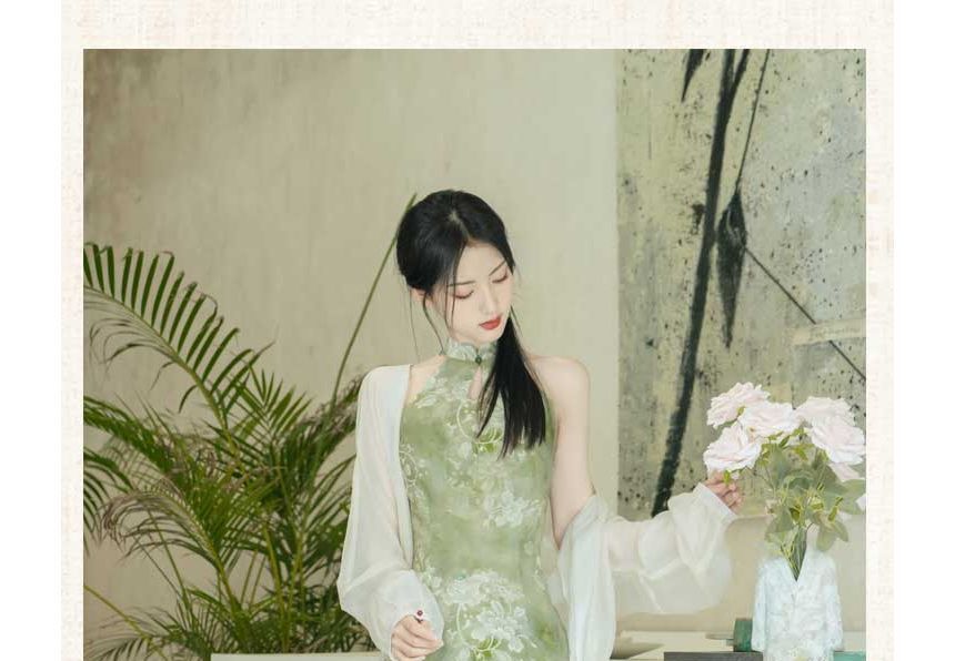 Set: Sleeveless Mandarin Collar Floral Print Keyhole Slit Midi A