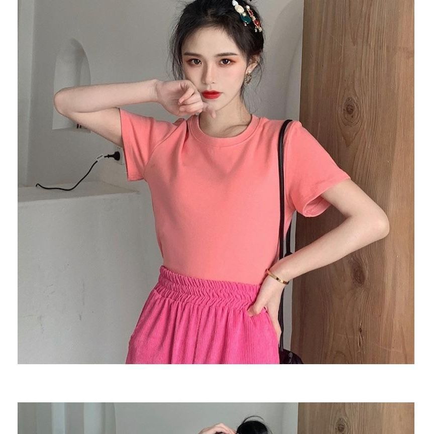 Round Tee Neck Short-Sleeve Plain