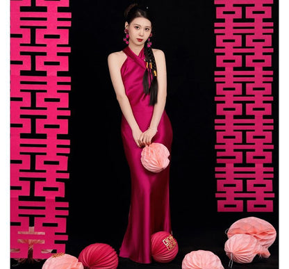 Robe de soirée trompette unie à licou