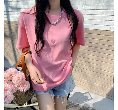 Tee Embroidered Neck Short-Sleeve Heart Round