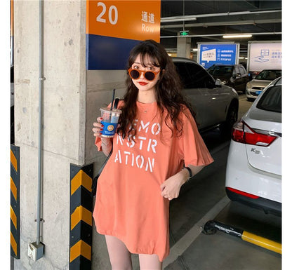 Round Short-Sleeve Neck Tee Lettering