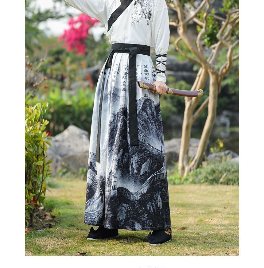 Traditional Chinese Costume Set: Long