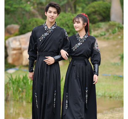 Costume traditionnel chinois assorti pour couple