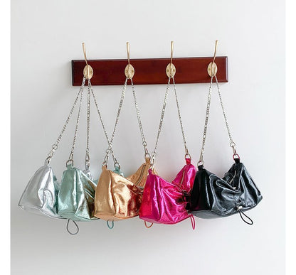 Chain Strap Drawstring Shoulder Bag