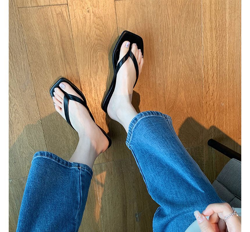 Plain (Various Heel Designs) Flip Flops Low