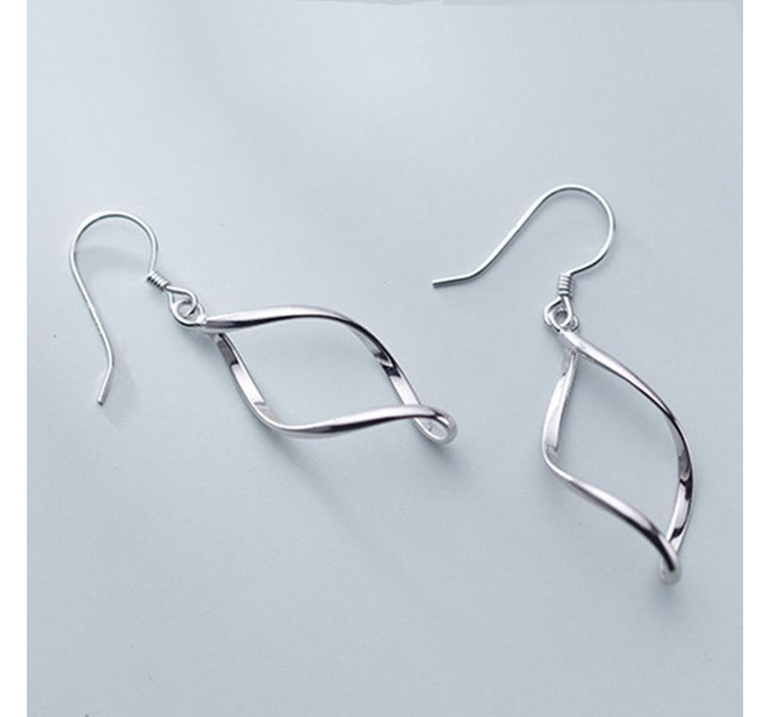 Twisted Drop Earring