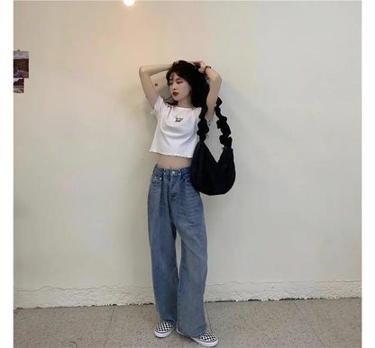 Embroidered Crew Edge Short-Sleeve Crop T-Shirt Neck Lettuce Butterfly