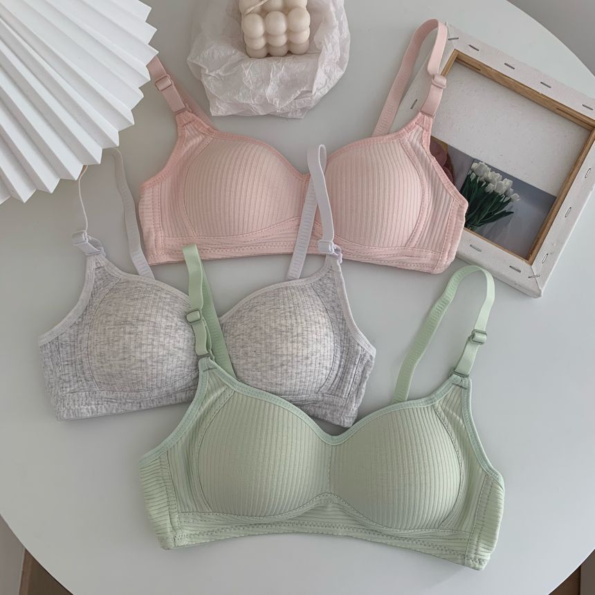 Plain Wireless Bra