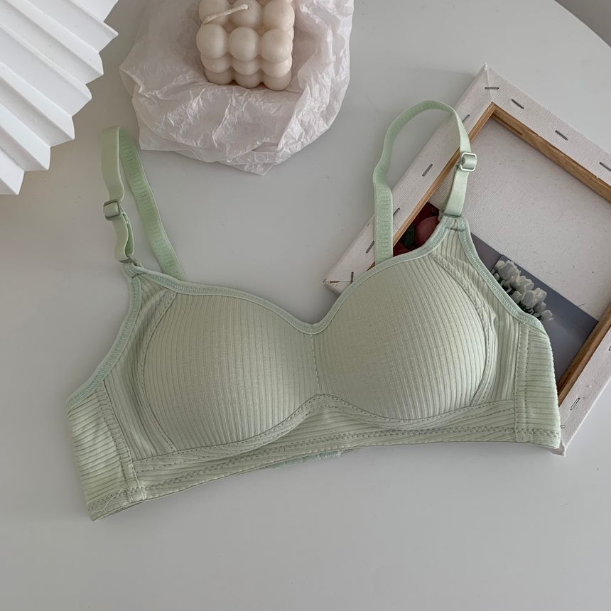 Plain Wireless Bra