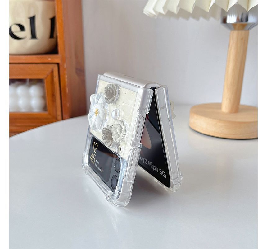 Pearl Floral Phone Faux Case