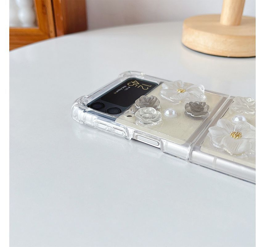 Pearl Floral Phone Faux Case