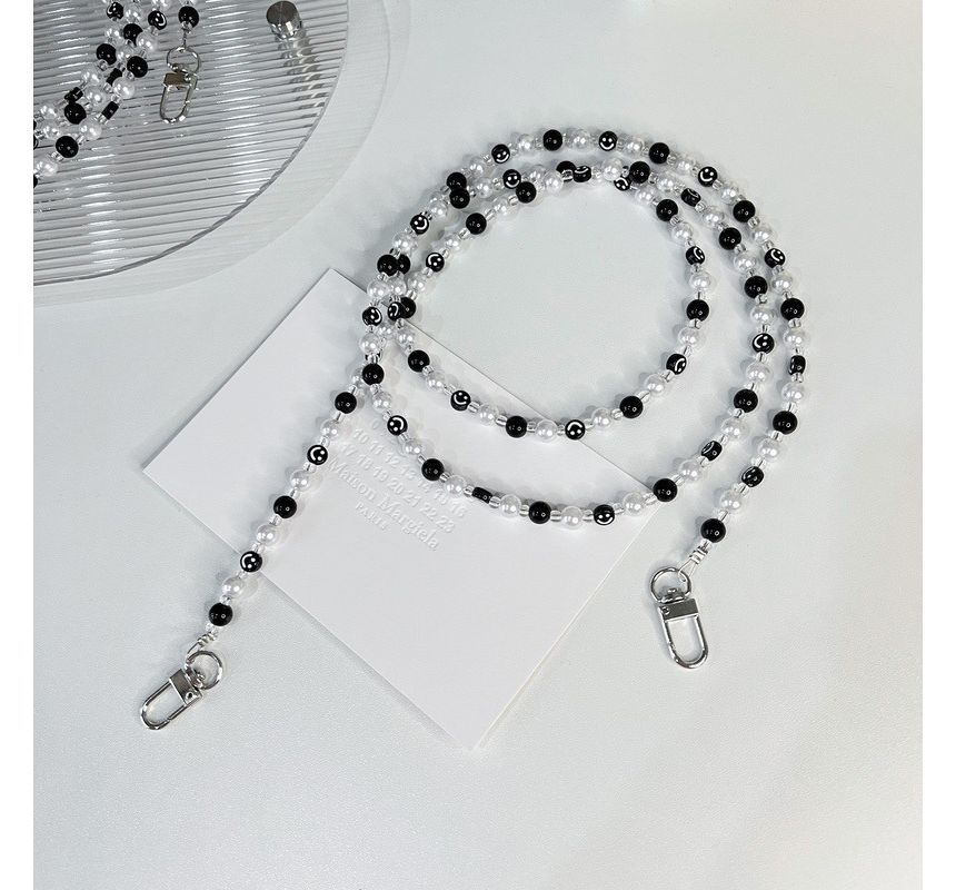 Phone Smiley Faux Strap Pearl