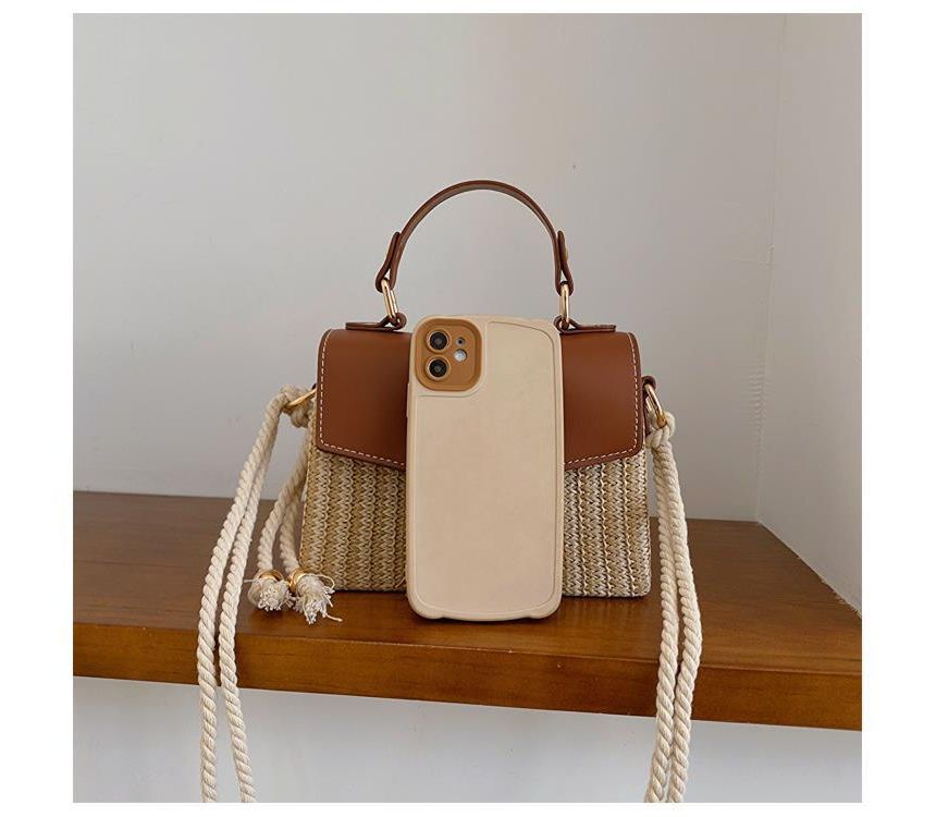 Tassel Detail Straw Flap Crossbody Bag