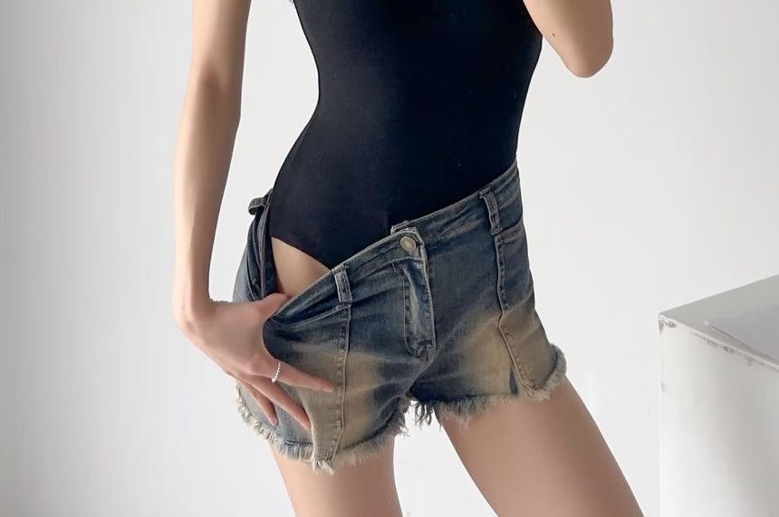 Sleeveless Top Plain Neck Bodysuit Scoop
