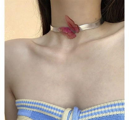 Faux Choker Butterfly Leather