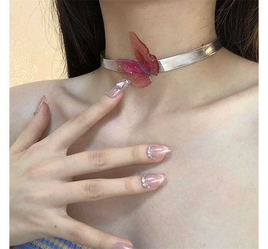 Faux Choker Butterfly Leather