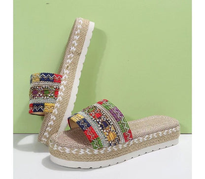 Platform Patterned Sandals Slide
