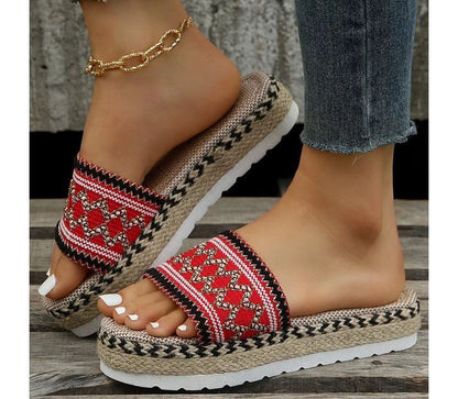 Platform Patterned Sandals Slide
