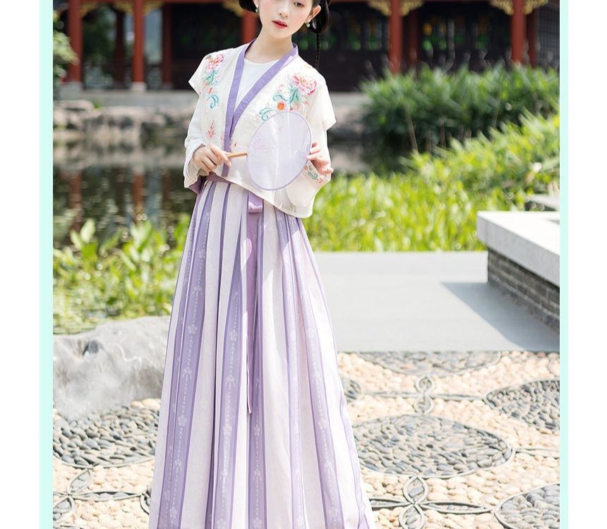 Flower embroidered Hanfu Vest / Blouse / High Waist Floral Maxi A