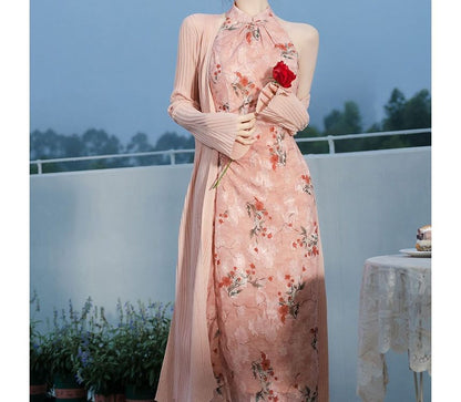 Sleeveless Halter Neck Floral Print Midi Qipao / Plain Cardigan / Set