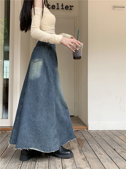 High Rise Frayed Denim Maxi A