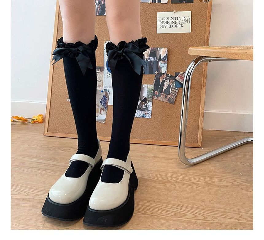 Plain Ruffled Tall Socks