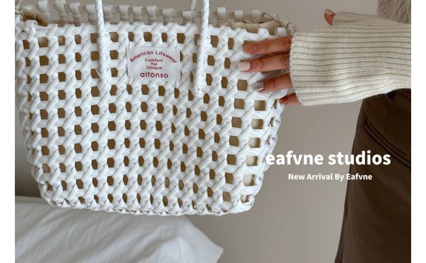 Applique Knit Fingerless Lettering Gloves